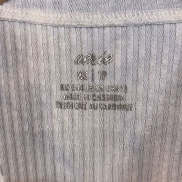 Aerie blue and white Ribbed tank size xsmall - Picture 4 of 4